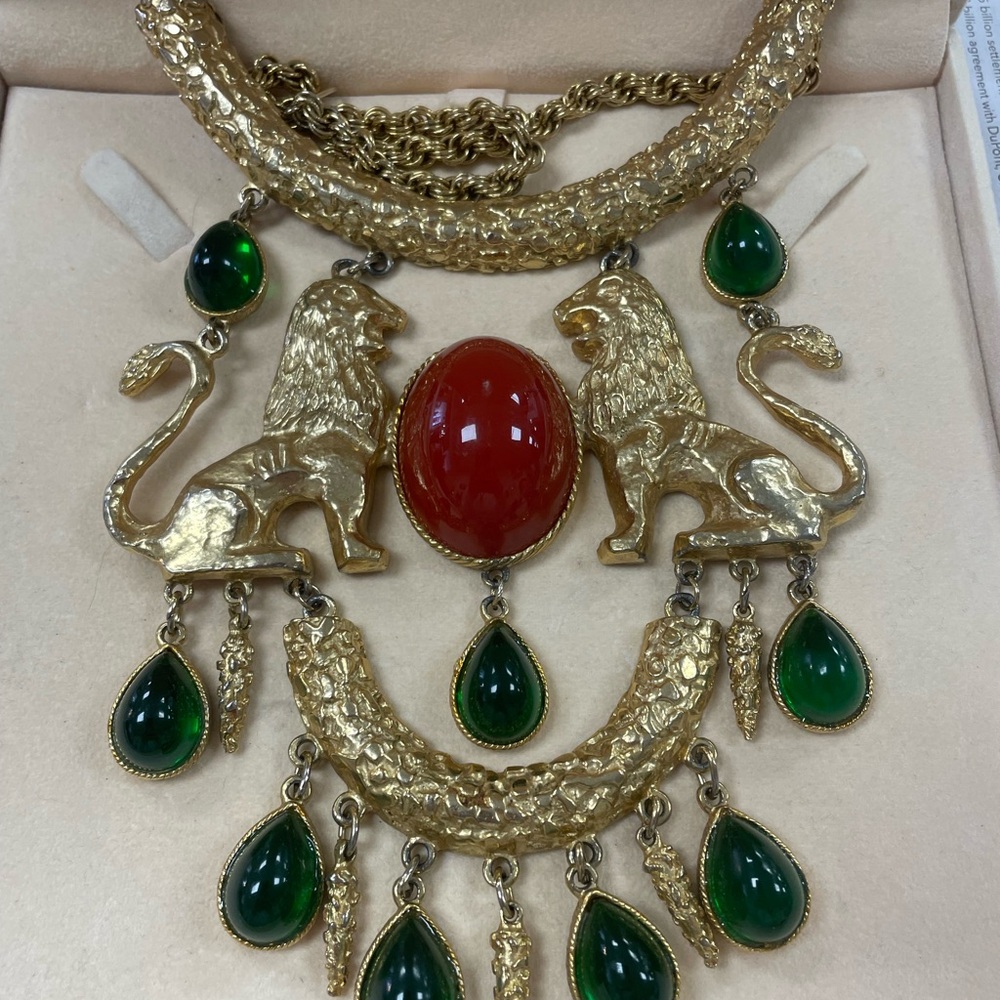 Kenneth Jay Lane & Donald Stannard Rare Gold-Tone Lion Bib Necklace